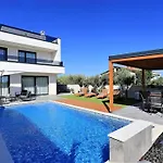 Lela - Heated Pool, Sauna, Bbq, Activities Privlaka (Zadar)