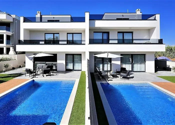 Lela - Heated Pool, Sauna, Bbq, Activities