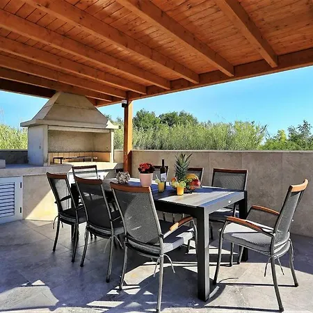 Lela - Heated Pool, Sauna, Bbq, Activities Villa Privlaka (Zadar)